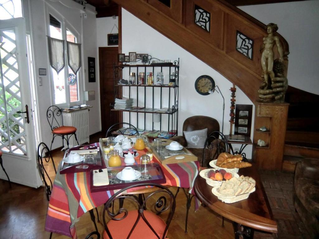 Domaine Saint Nicolas Bed & Breakfast แปร์ปินญอง ภายนอก รูปภาพ
